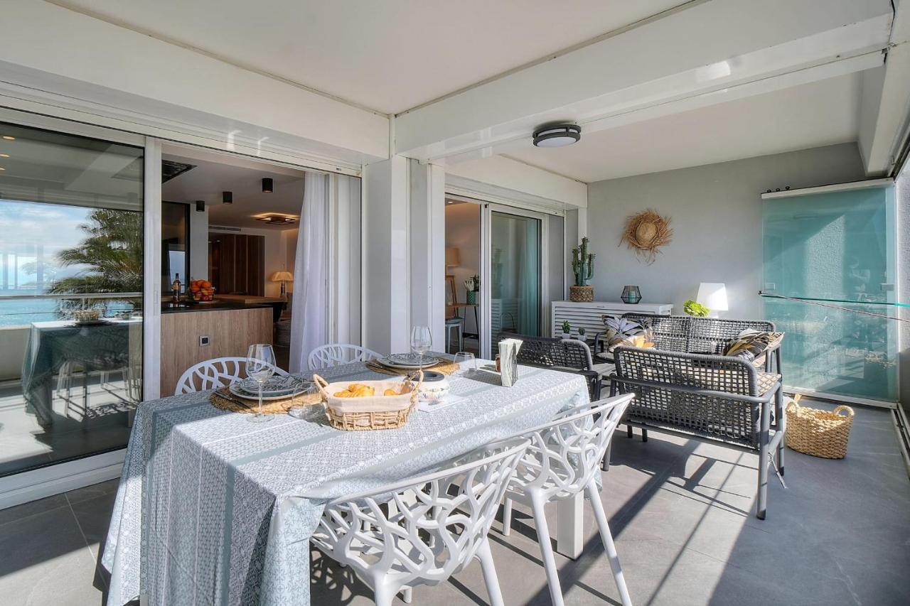 Cannes Luxury - Stunning Sea Front Apartment *