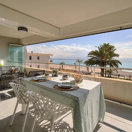 Cannes Luxury Rental - Stunning Sea Front Apartment Villeneuve-Loubet Exterior foto