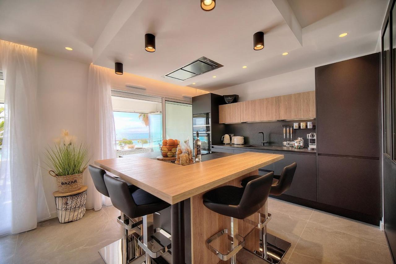 Cannes Luxury - Stunning Sea Front Apartment Villeneuve-Loubet